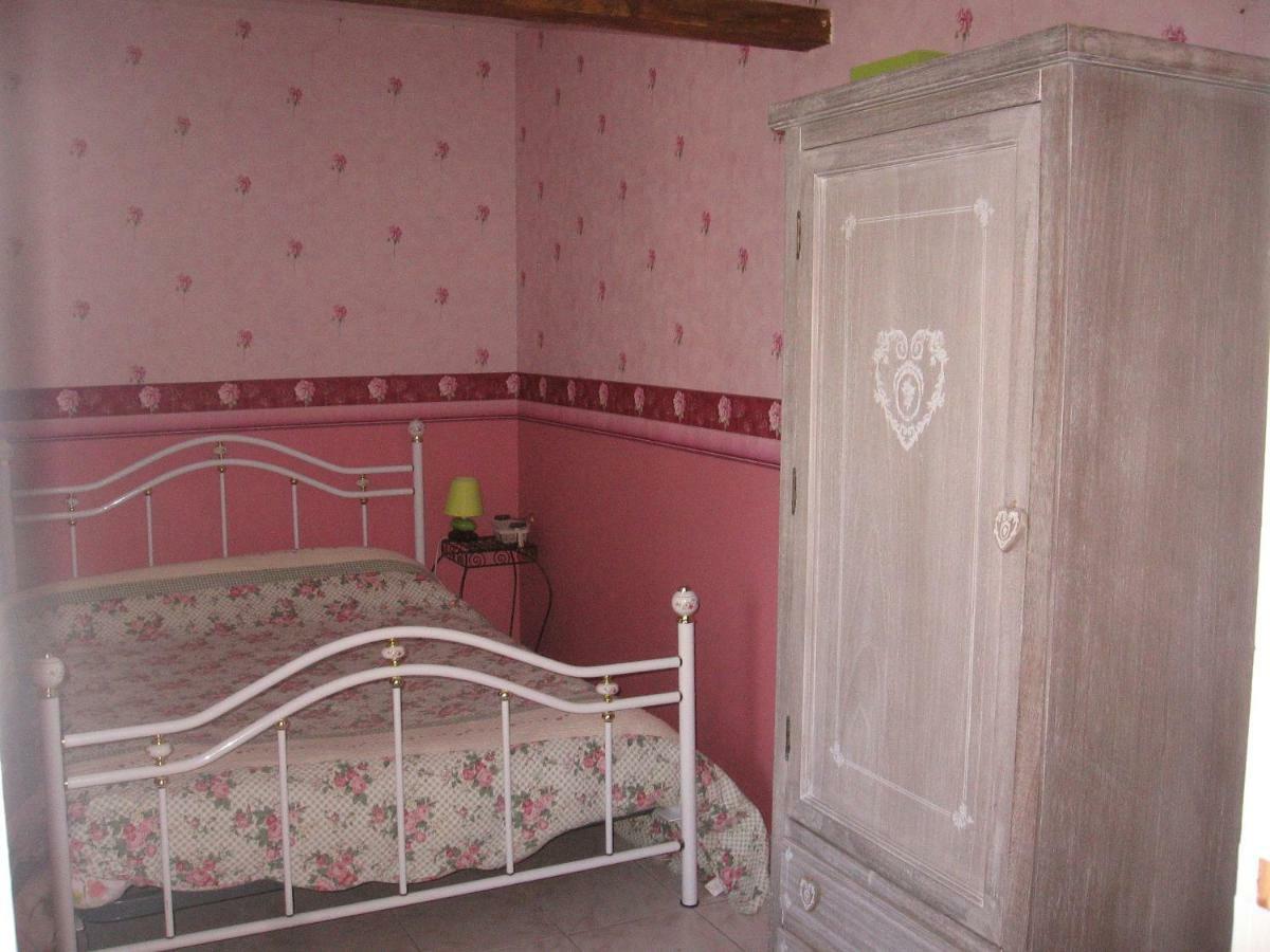 Ferme De Montigny Bed and Breakfast Asnieres-en-Bessin Εξωτερικό φωτογραφία