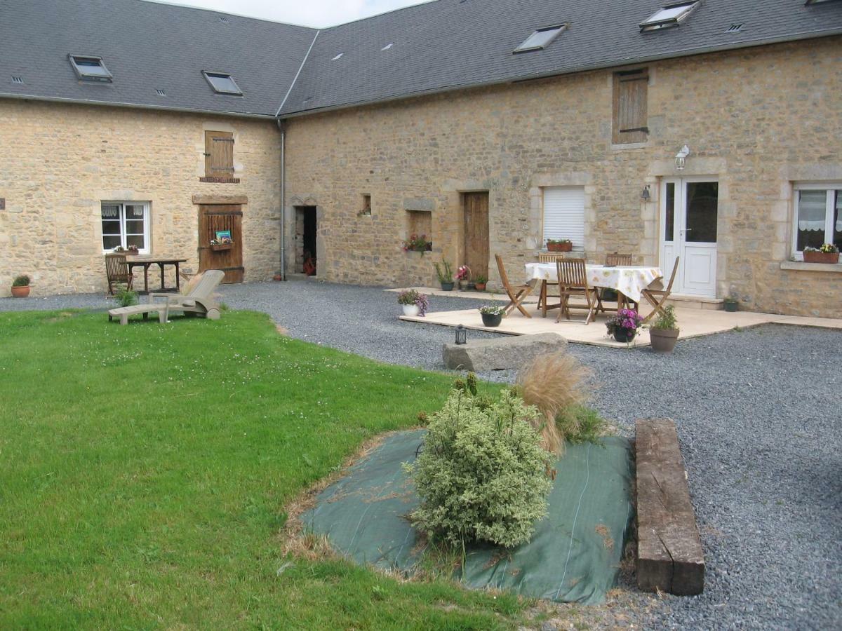 Ferme De Montigny Bed and Breakfast Asnieres-en-Bessin Εξωτερικό φωτογραφία